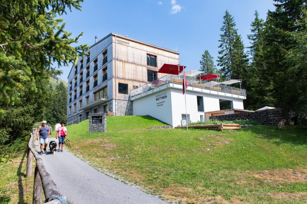 Berghotel Mettmen Schwanden  Exterior photo