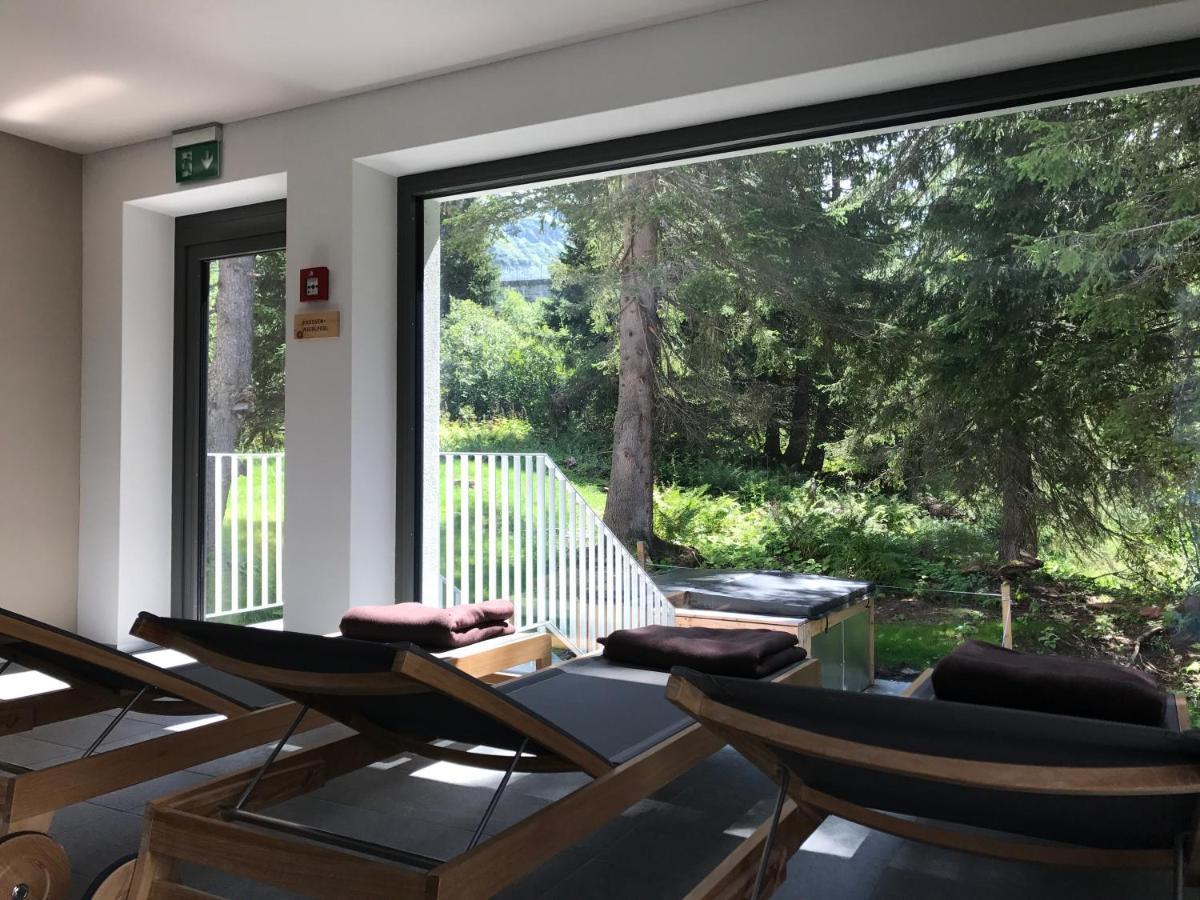 Berghotel Mettmen Schwanden  Exterior photo