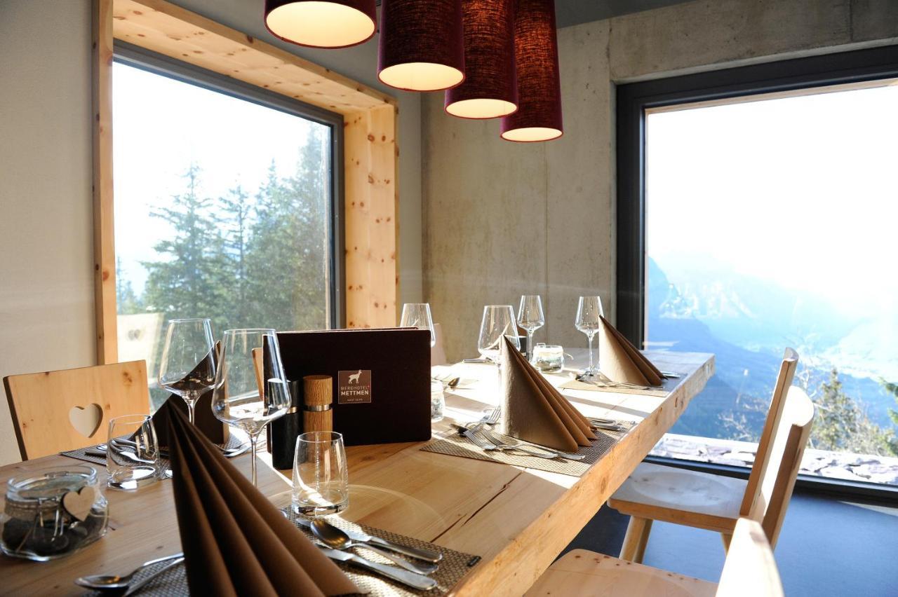 Berghotel Mettmen Schwanden  Exterior photo